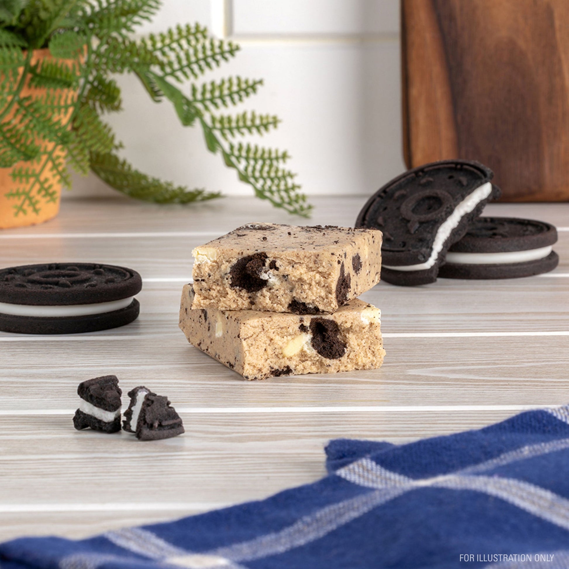 cookies-and-cream-protein-bars-s8 15807_QN_USA_ProteinBar_CAC_InterimAssetUpdate_Digital_Tabletop1.jpg